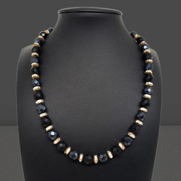 Jewelry - Black Beaded Rhinestone Gold Tone Adjustable Necklace